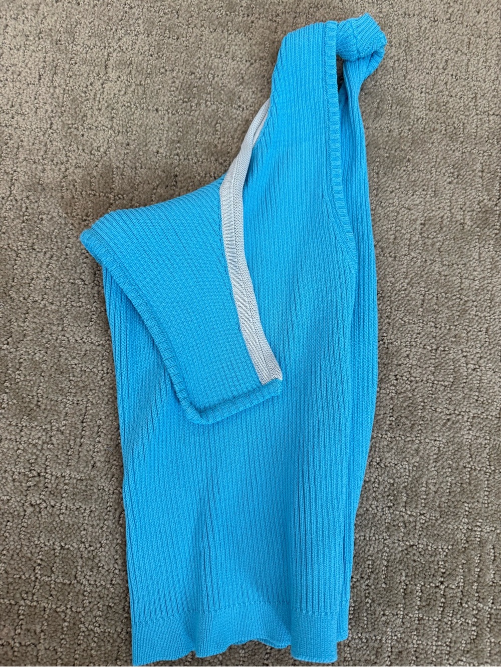 Jacquemus Ribbed Tank - Picture 2 of 5